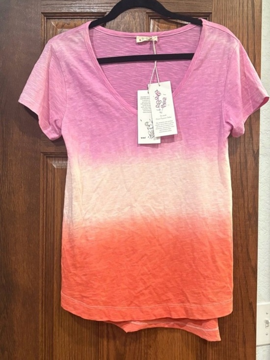 lulu organic essentials Tops - Lulu Organic Essentials Tee Size Small